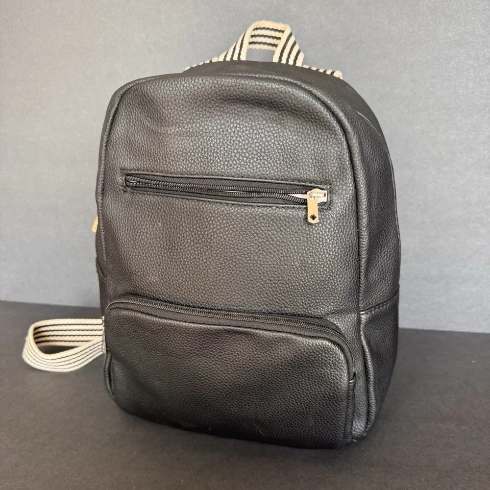 Thirty-One Boutique Backpack Black Beauty Pebble Retired